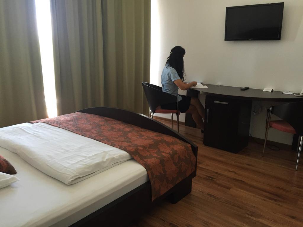 Hotel Samaria ชามัวริน ภายนอก รูปภาพ